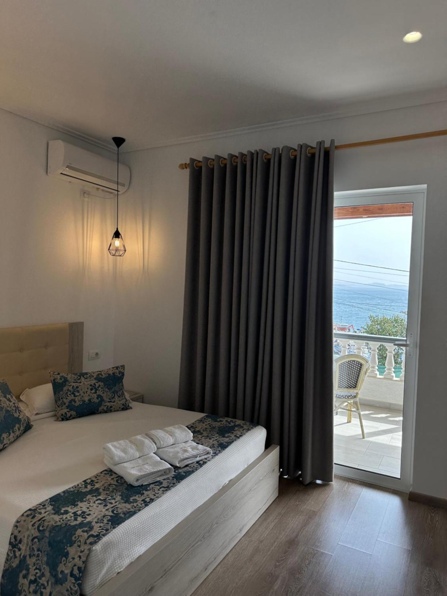 Relax Mea Hotel Sarandë 외부 사진