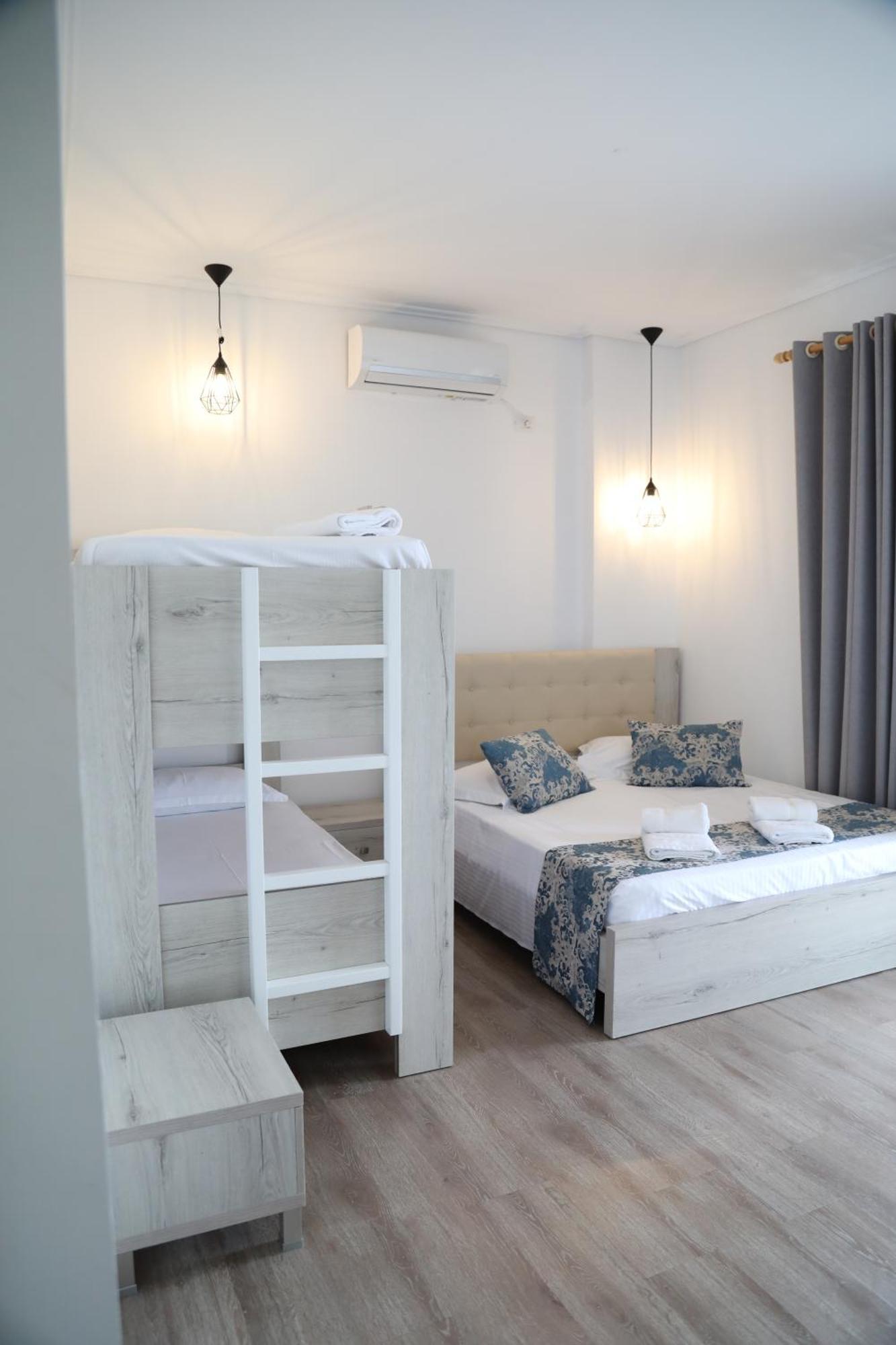 Relax Mea Hotel Sarandë 외부 사진