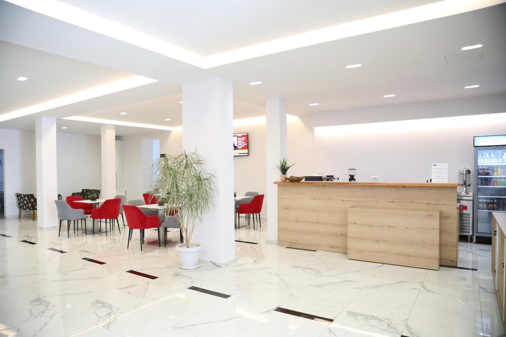 Relax Mea Hotel Sarandë 외부 사진