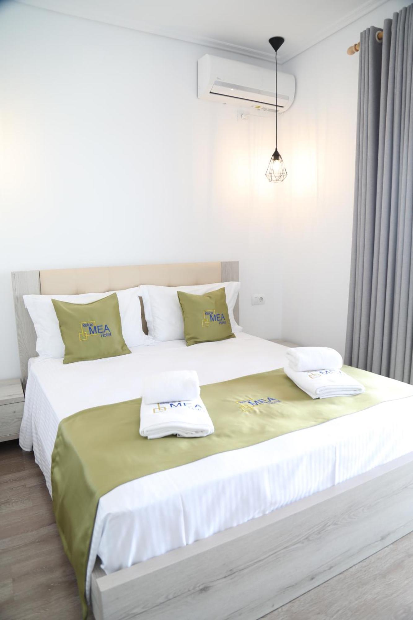 Relax Mea Hotel Sarandë 외부 사진