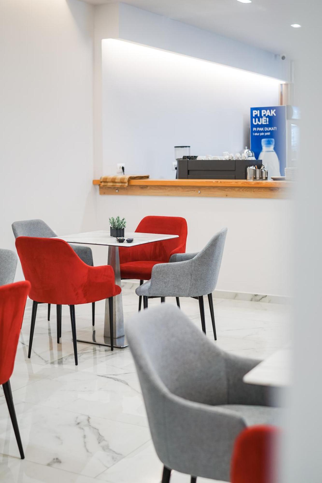 Relax Mea Hotel Sarandë 외부 사진
