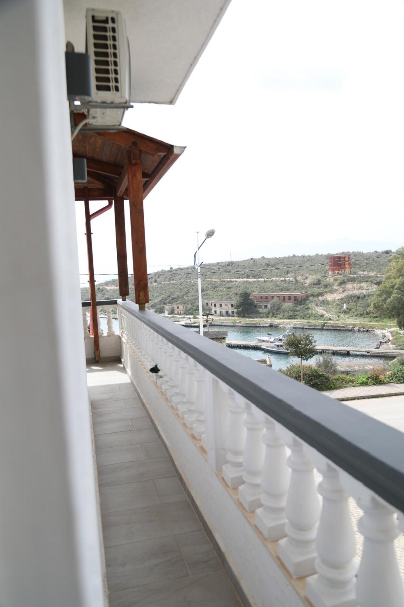 Relax Mea Hotel Sarandë 외부 사진